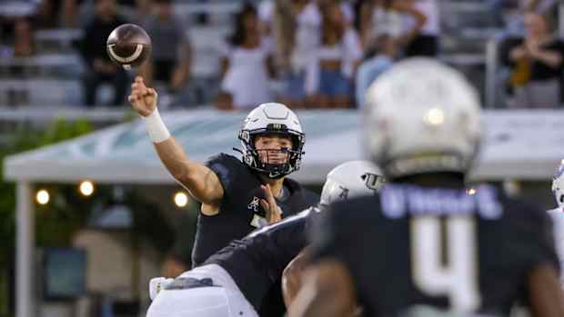 UCF Knights vs SMU Mustangs